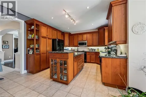 74 Pennsylvania Crescent Kitchener ON N2P 2S6