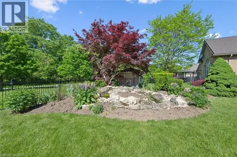 74 Pennsylvania Crescent Kitchener ON N2P 2S6