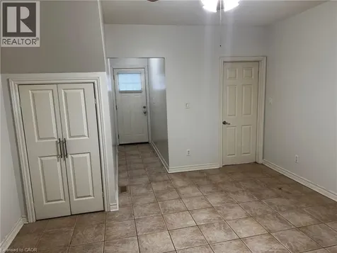 585 King Street Welland ON L3B 3L3