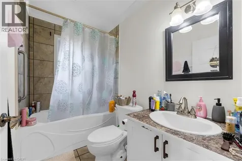 406 East 43rd Street Hamilton ON L8T 3E3