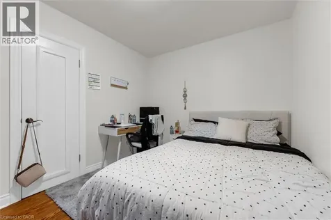 406 East 43rd Street Hamilton ON L8T 3E3