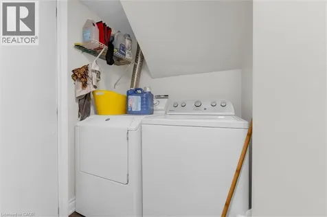 406 East 43rd Street Hamilton ON L8T 3E3