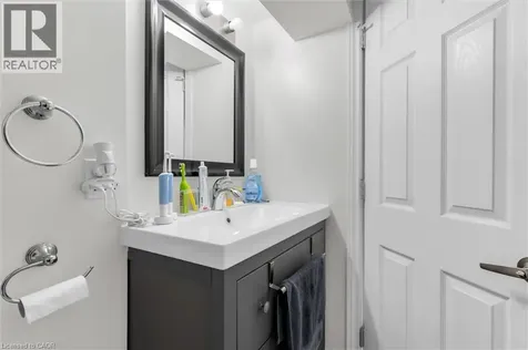 406 East 43rd Street Hamilton ON L8T 3E3