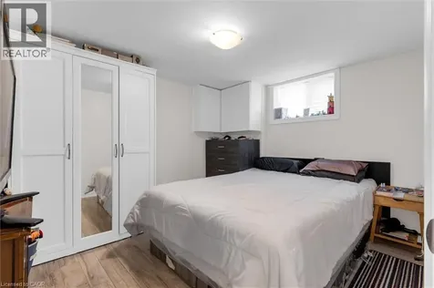 406 East 43rd Street Hamilton ON L8T 3E3
