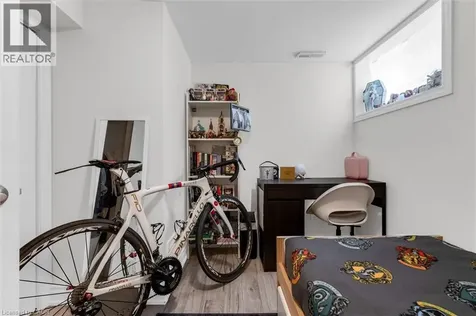 406 East 43rd Street Hamilton ON L8T 3E3