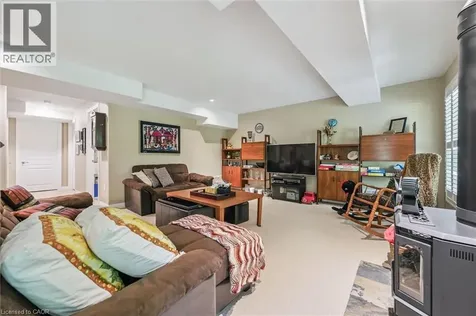 15 Bannister Court Cambridge ON N1S 4Z4