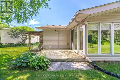 3 Pineview Court New Tecumseth ON L0G 1W0