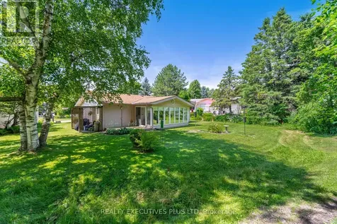 3 Pineview Court New Tecumseth ON L0G 1W0