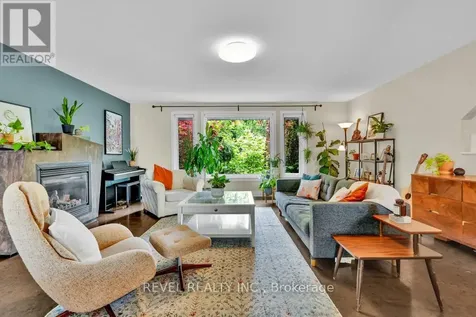 144 Monterey Drive Ottawa ON K2H 7A8