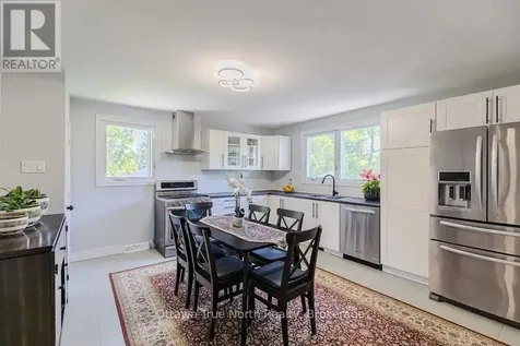 35 Tauvette Street Ottawa ON K1B 3A1