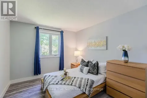35 Tauvette Street Ottawa ON K1B 3A1