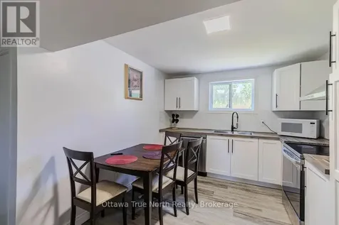 35 Tauvette Street Ottawa ON K1B 3A1