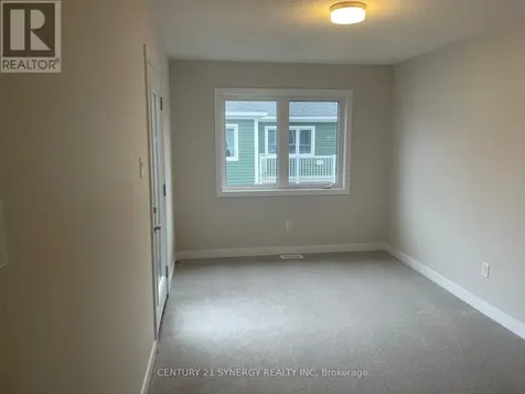 516 Oldenburg Avenue South Ottawa ON K0A 2Z0