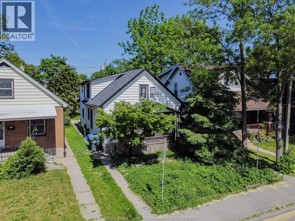 1630 Marentette Windsor ON N8X 4E6
