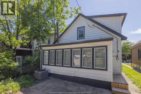 1630 Marentette Windsor ON N8X 4E6