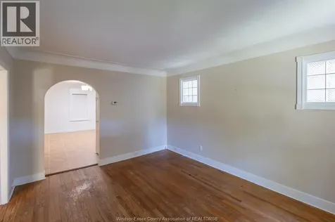 1630 Marentette Windsor ON N8X 4E6