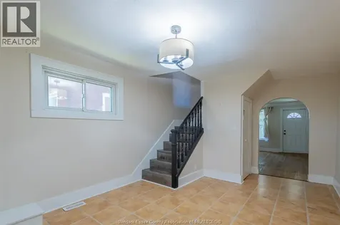1630 Marentette Windsor ON N8X 4E6