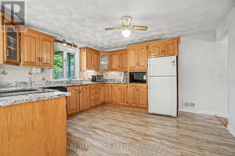 352 Lacasse Avenue Ottawa ON K1L 7A9