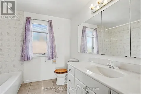 352 Lacasse Avenue Ottawa ON K1L 7A9