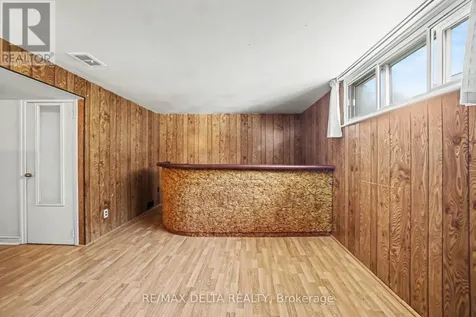 352 Lacasse Avenue Ottawa ON K1L 7A9