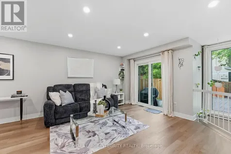 89 Burlington Crescent Ottawa ON K1T 3K5