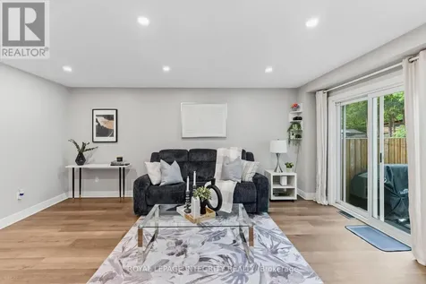 89 Burlington Crescent Ottawa ON K1T 3K5