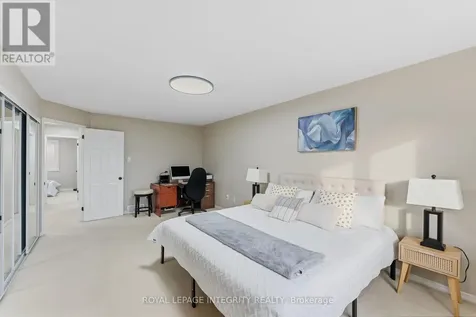 89 Burlington Crescent Ottawa ON K1T 3K5