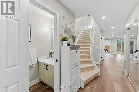 89 Burlington Crescent Ottawa ON K1T 3K5