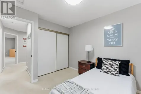 89 Burlington Crescent Ottawa ON K1T 3K5