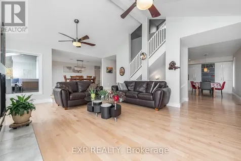 1238 Barnwell Crescent Ottawa ON K4B 1K4