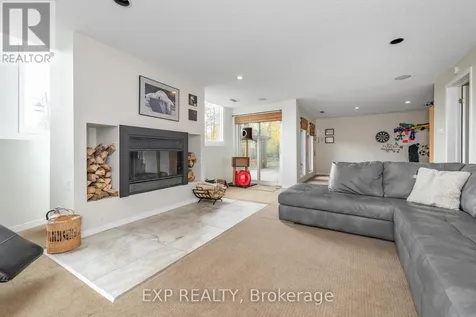 1238 Barnwell Crescent Ottawa ON K4B 1K4