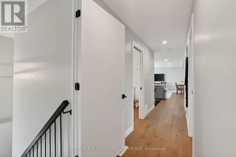 1583 Maxime Street Ottawa ON K1B 3K9