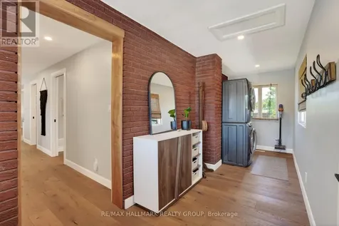 1583 Maxime Street Ottawa ON K1B 3K9