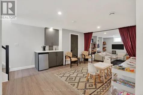 1583 Maxime Street Ottawa ON K1B 3K9
