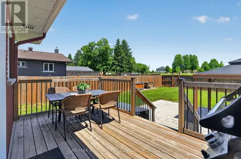 1583 Maxime Street Ottawa ON K1B 3K9