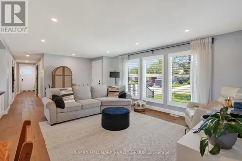 1583 Maxime Street Ottawa ON K1B 3K9