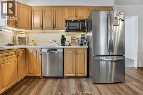 40 Thornhill Crescent Chatham ON N7L 4M3