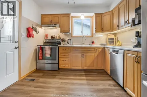 40 Thornhill Crescent Chatham ON N7L 4M3