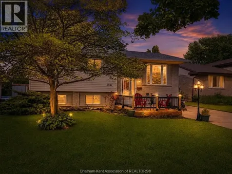 40 Thornhill Crescent Chatham ON N7L 4M3