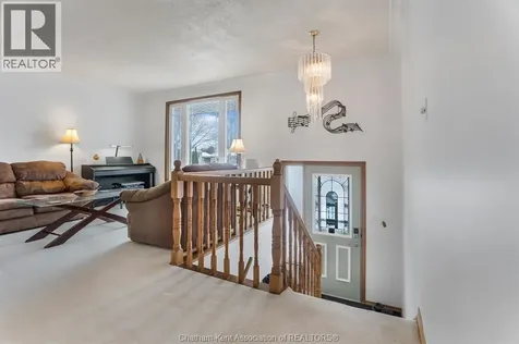 40 Thornhill Crescent Chatham ON N7L 4M3