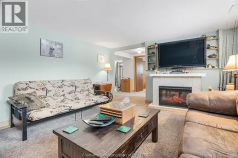 40 Thornhill Crescent Chatham ON N7L 4M3