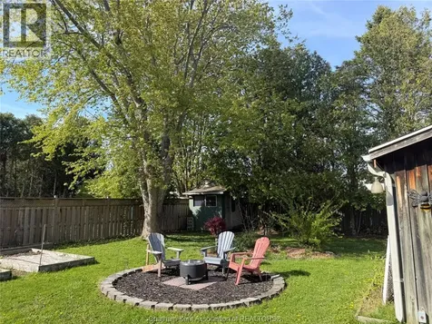 40 Thornhill Crescent Chatham ON N7L 4M3