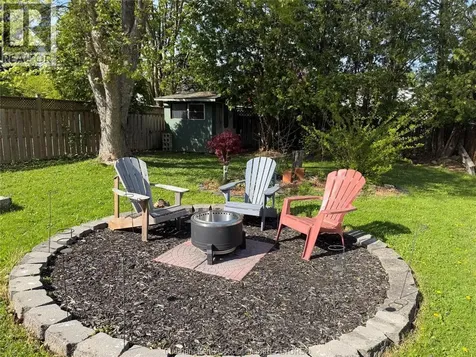 40 Thornhill Crescent Chatham ON N7L 4M3