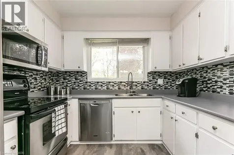 34 Blackhorne Crescent Kitchener ON N2E 1T1
