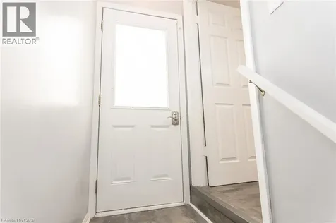 34 Blackhorne Crescent Kitchener ON N2E 1T1