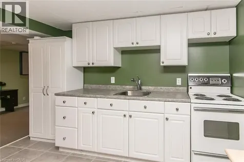34 Blackhorne Crescent Kitchener ON N2E 1T1