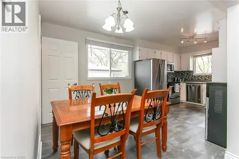 34 Blackhorne Crescent Kitchener ON N2E 1T1