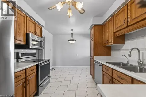 19 Lynwood Drive Hamilton ON L8E 3E7