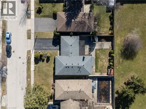19 Lynwood Drive Hamilton ON L8E 3E7