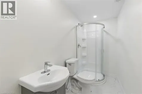 70 Curzon Crescent Guelph ON N1K 1Z8